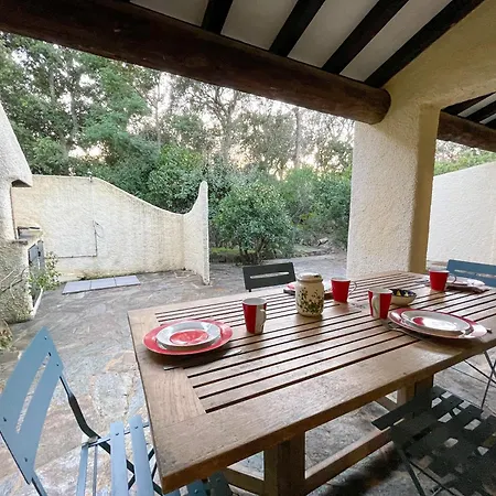 Villa Mini Porto, Santa Giulia